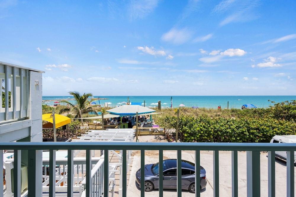 Oceanfront Inn photo 37