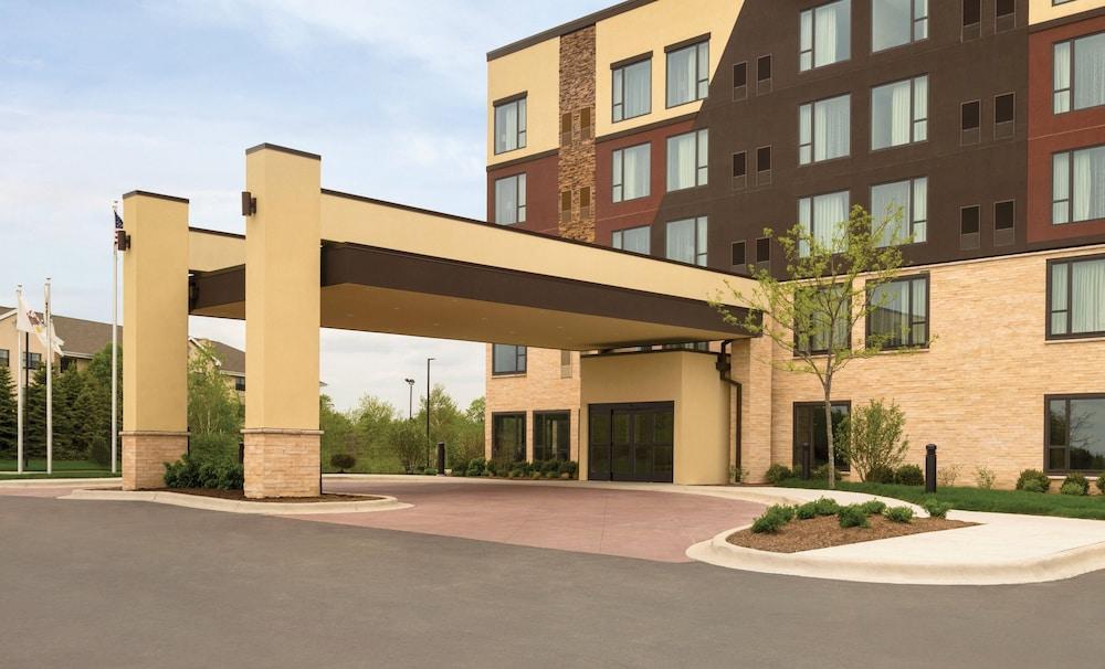 Holiday Inn Chicago - Schaumburg by IHG photo 1