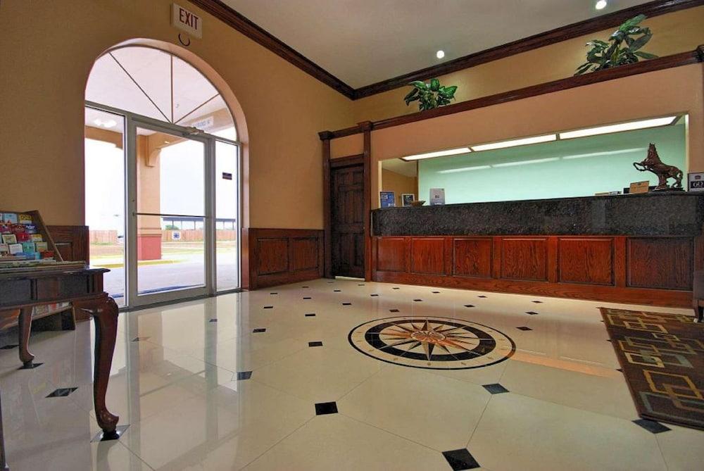 Americas Best Value Inn Sinton photo 11
