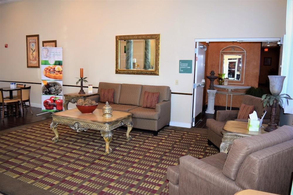 Quality Inn Conference Center at Citrus Hills photo 8