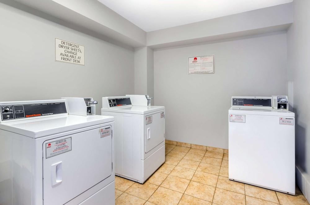 Best Western Plus Waynesboro Inn & Suites Conference Center photo 41