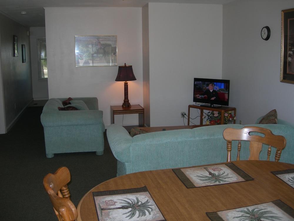Baneberry Golf and Resort photo 15