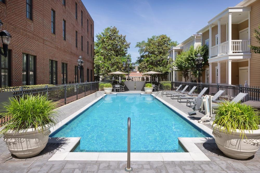 Residence Inn by Marriott Savannah Downtown/Historic Distric photo 1