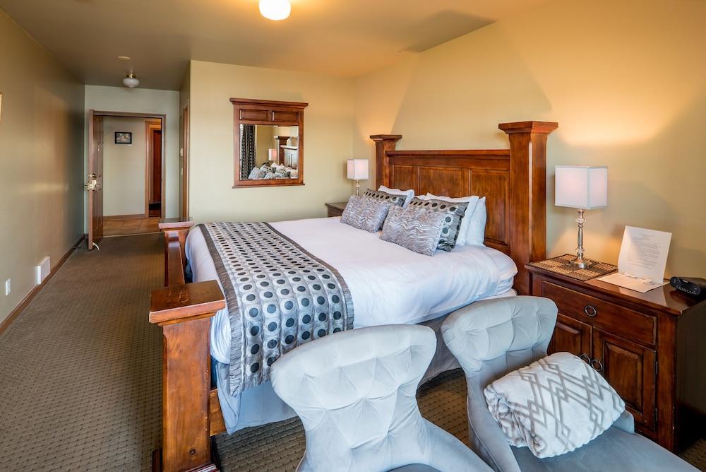 Camano Island Inn photo 12
