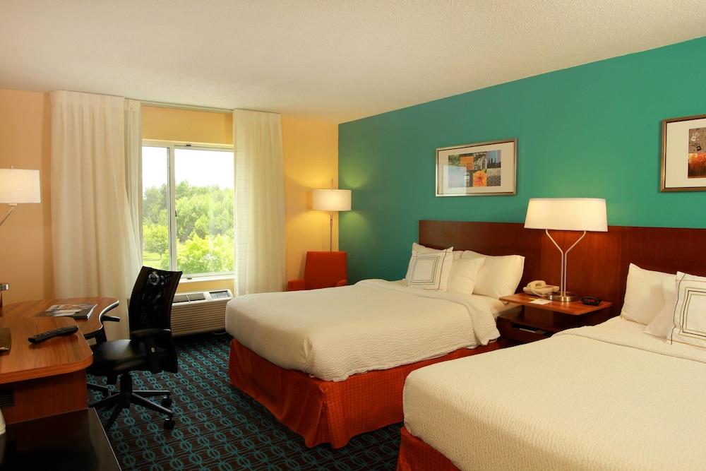 Spark by Hilton Traverse City photo 6