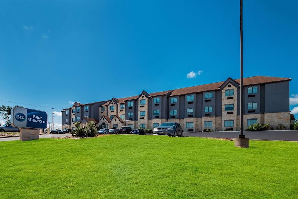 Best Western SeaWorld San Antonio photo 33