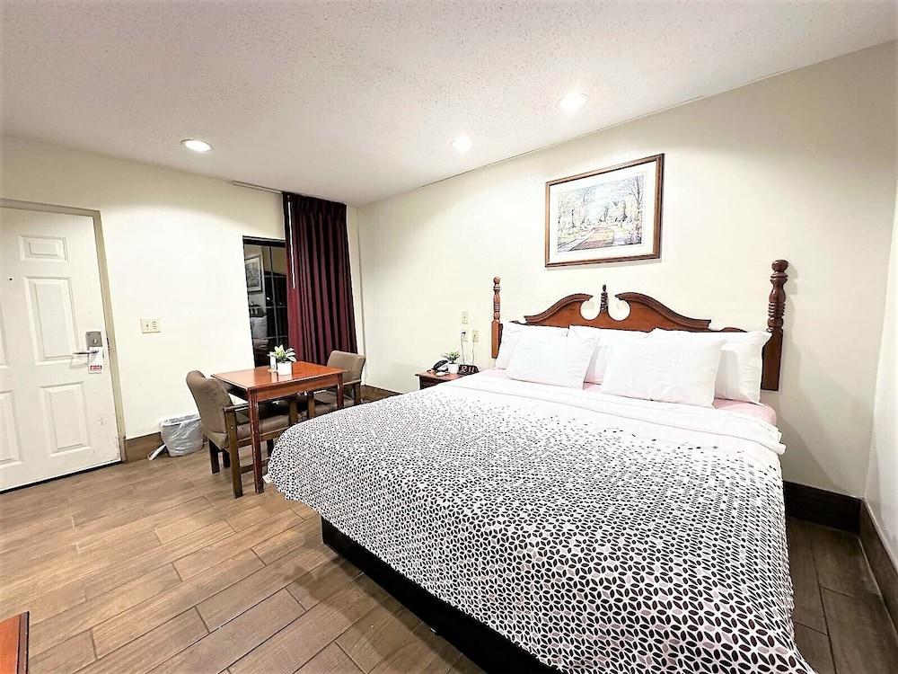 Budget Inn photo 14