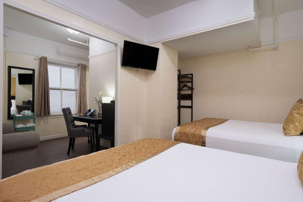 Gilmore Hotel, Trademark Collection by Wyndham photo 41