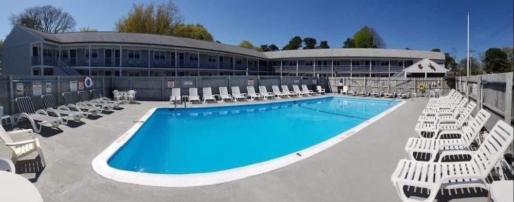 Doryman Motel photo 2