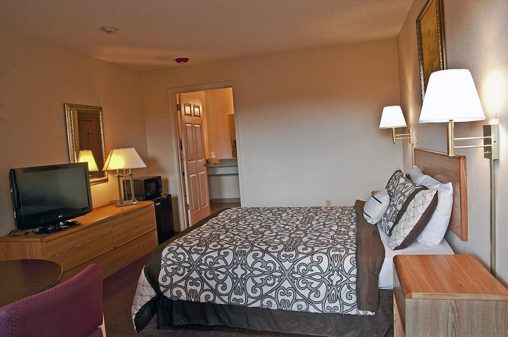 The Regency Inn photo 32