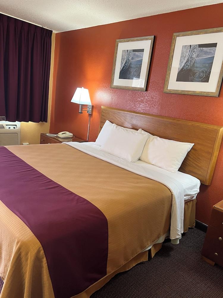 Executive Inn photo 10