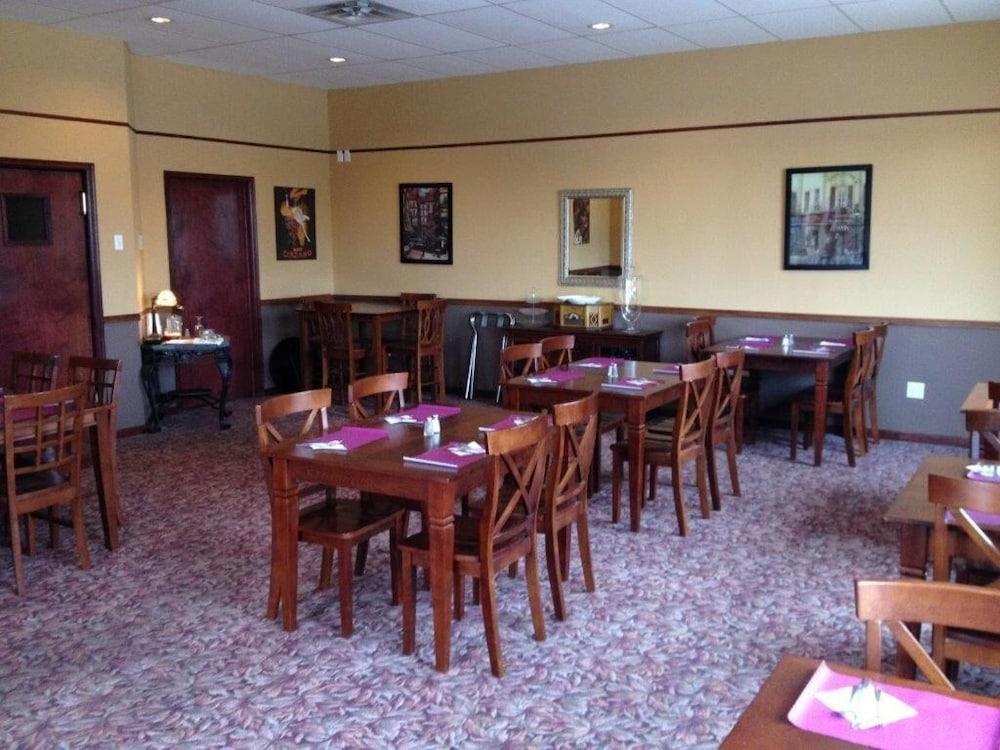 King's Inn photo 16