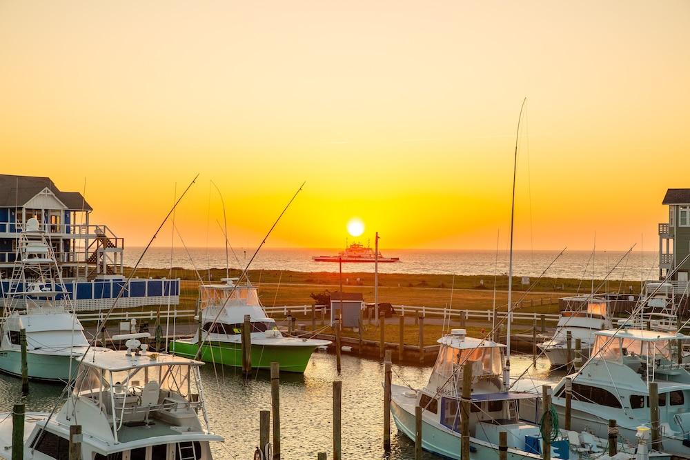 Hatteras Harbor Marina photo 6