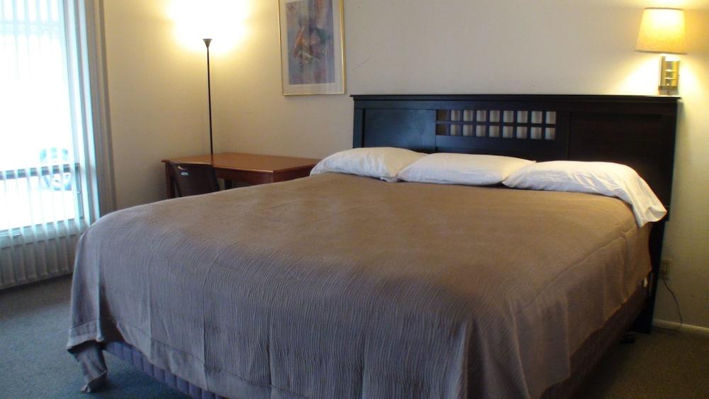 Schuyler Inn photo 2
