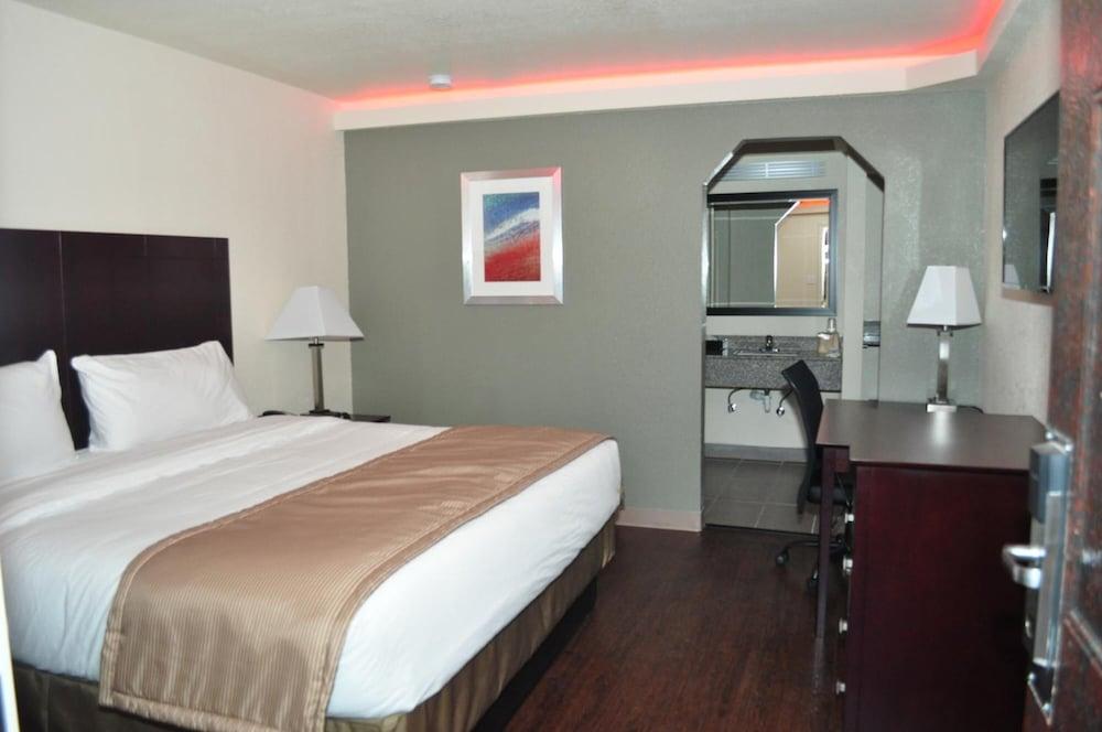 Trinity Suites Downtown Dallas photo 7
