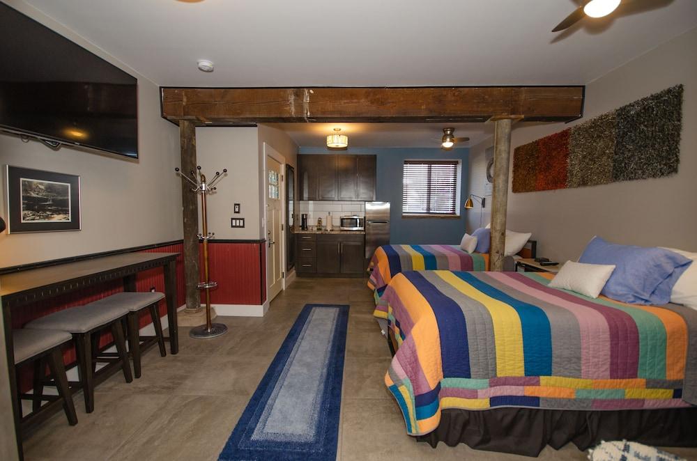 Tobacco Warehouse Inn photo 37