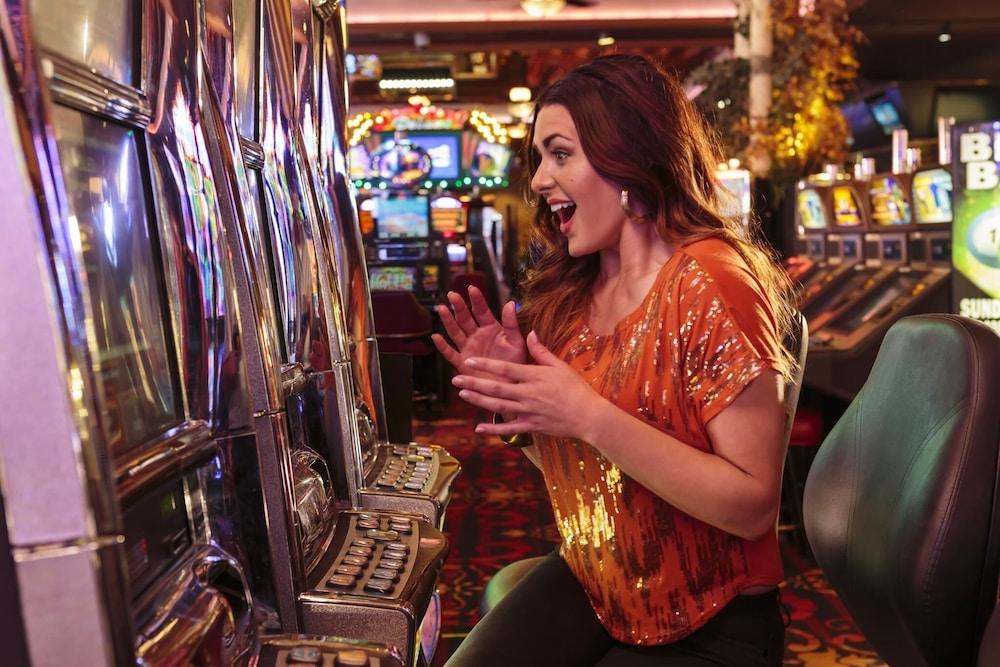 Maverick Hotel and Casino by Red Lion Hotels photo 70