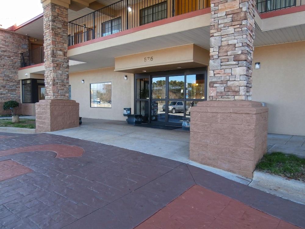 Americas Best Value Inn & Suites Griffin photo 38