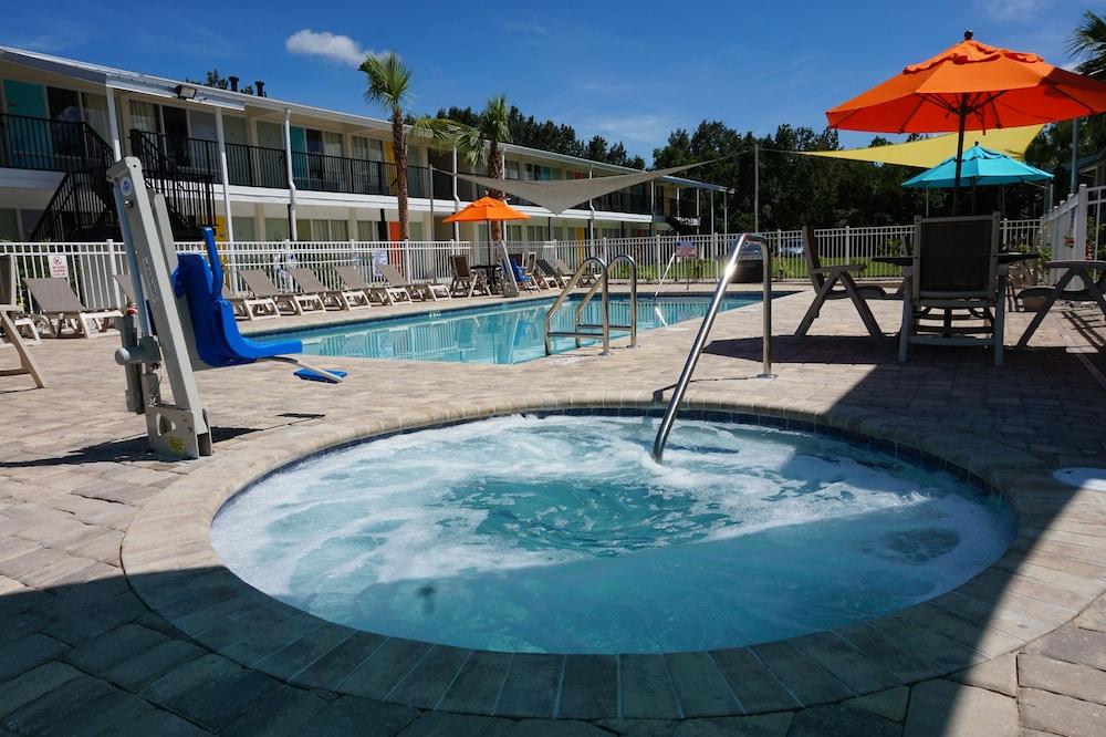 The Smart Stay Inn photo 3