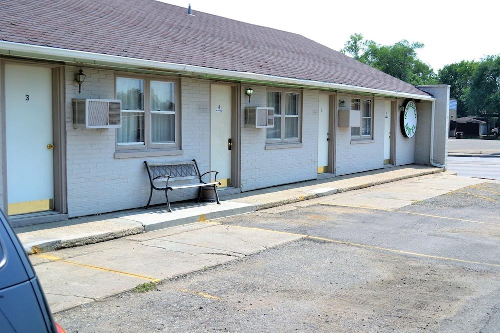 Innkeeper Motel photo 66