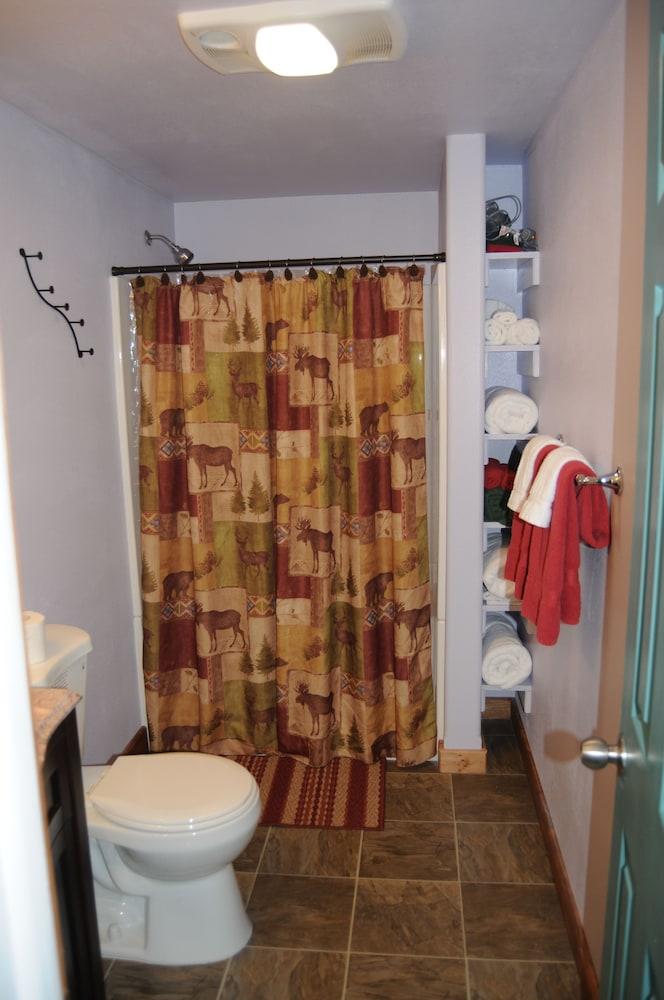 Yellowstone Motel - Adults Only photo 18
