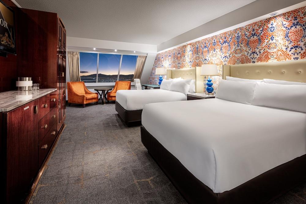 Luxor Hotel and Casino photo 23
