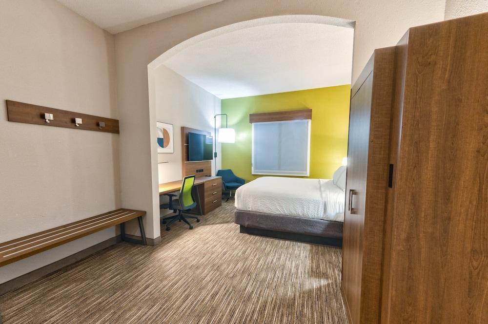 Holiday Inn Express Hotel & Suites Goshen by IHG photo 35