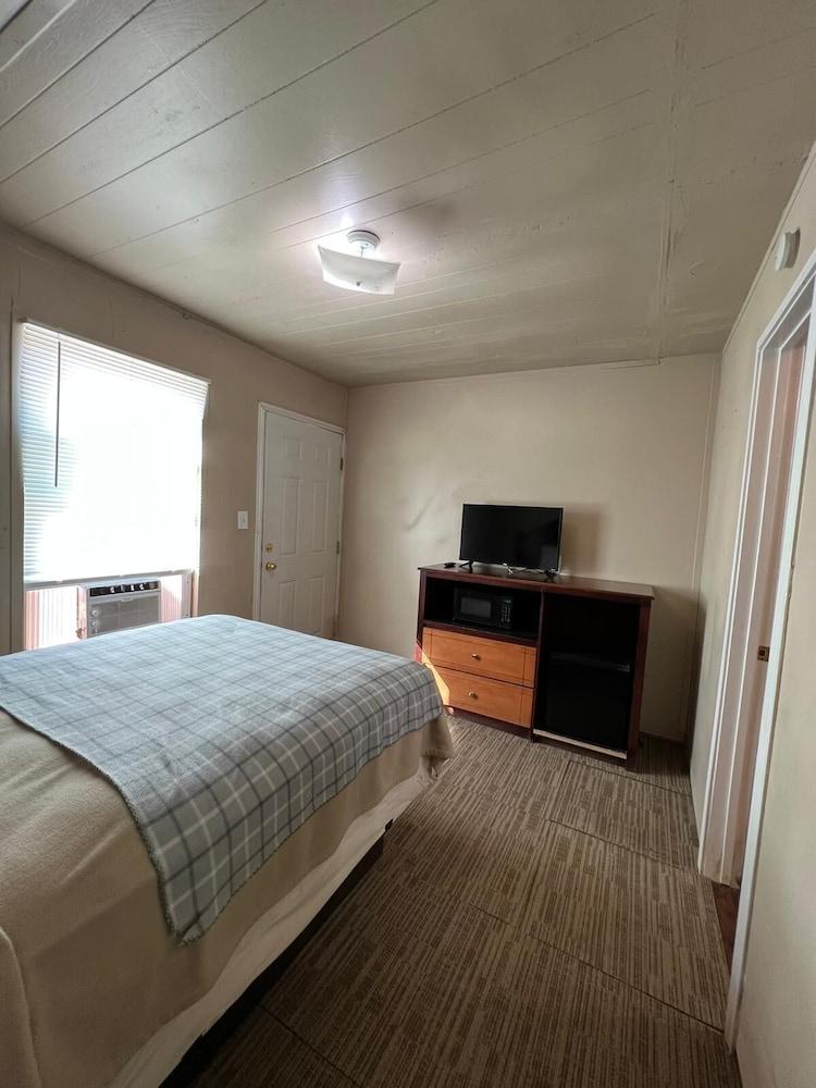 Extended Stay of Carrizo Springs photo 17