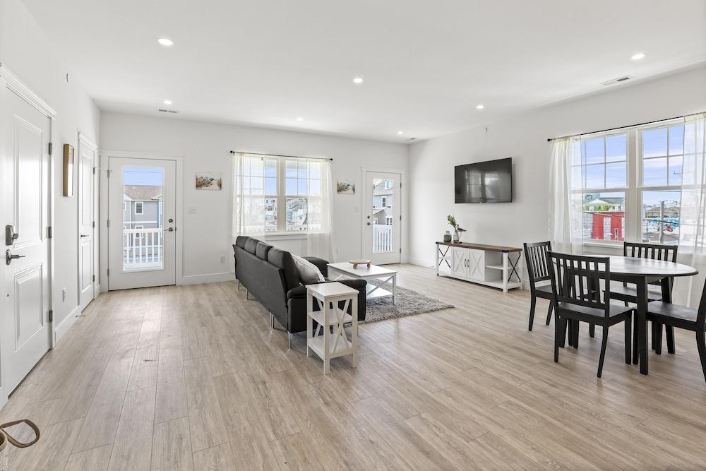 Seaport Oasis photo 25