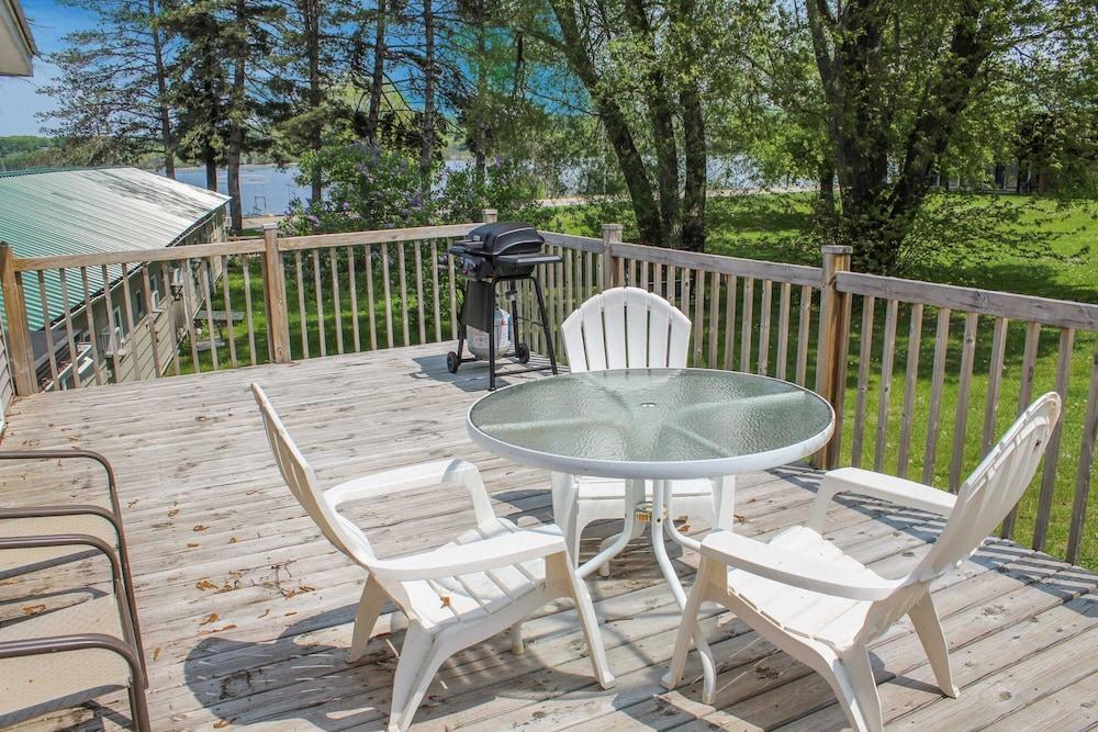 South Arm Retreats photo 80