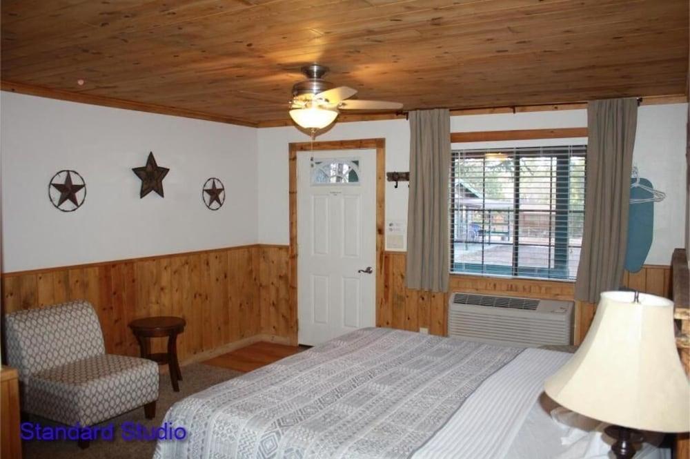 Lumbermens Village photo 18