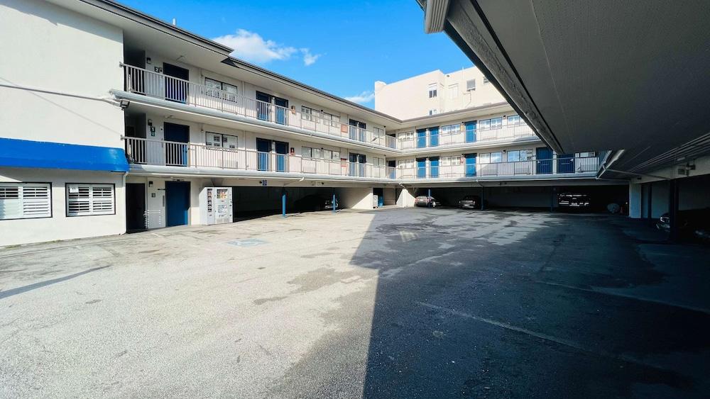 Motel 6 San Francisco, CA - Fisherman's Wharf photo 1