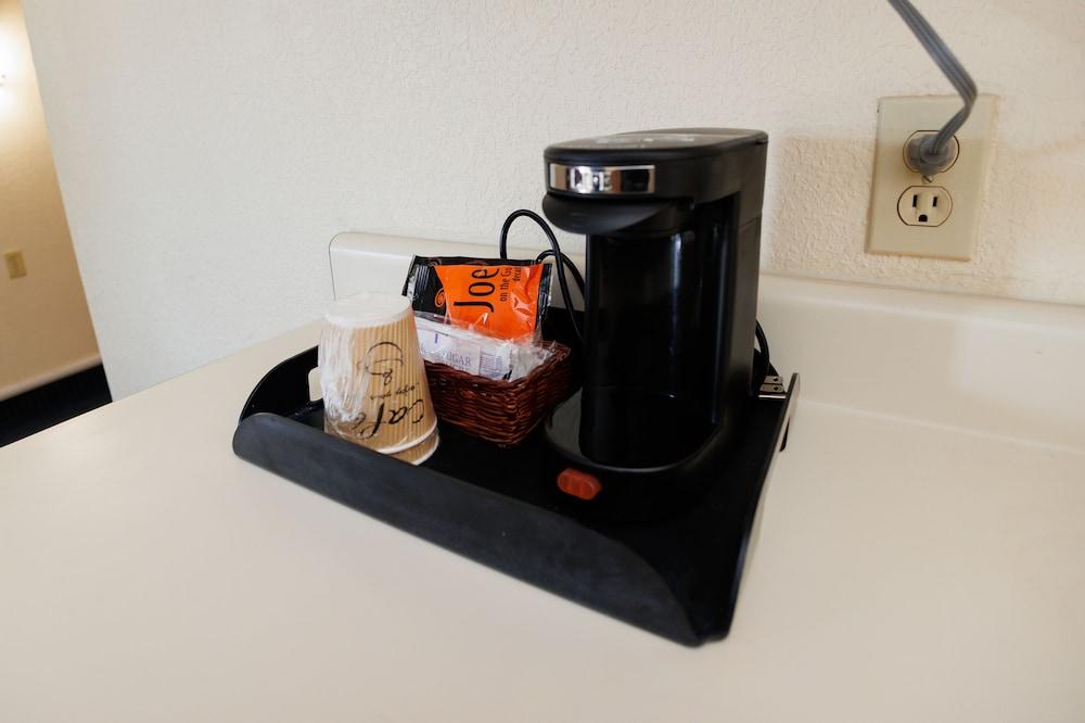 Garnet Inn & Suites, Orlando photo 89