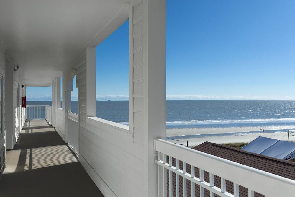 Seaside Inn Oceanfront photo 19