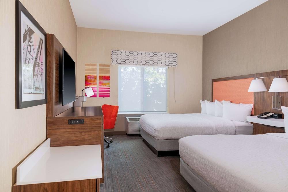 Hampton Inn & Suites Sacramento-Cal Expo photo 12