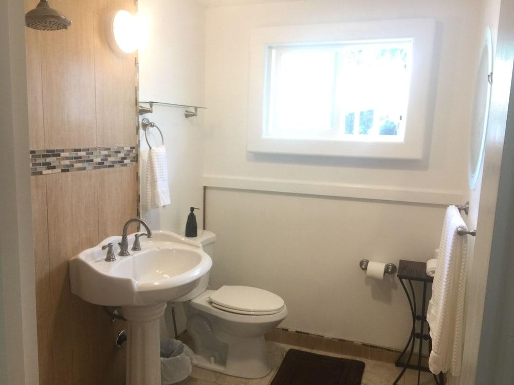 Aarons Cottage photo 42