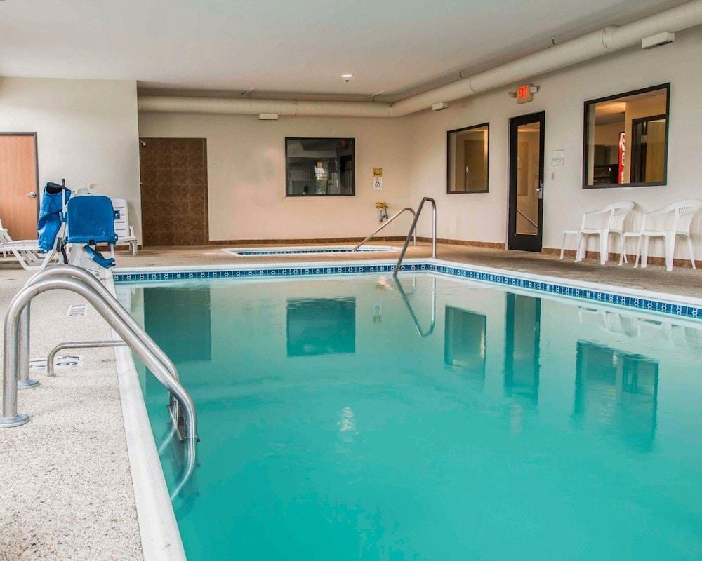 Quality Inn Durand I-69 photo 37