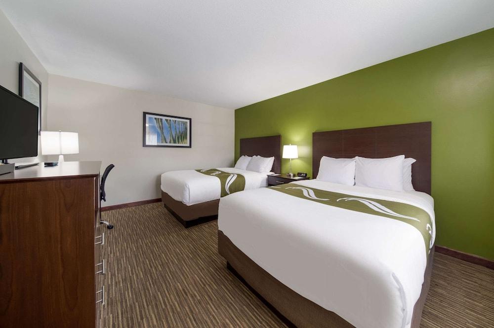 Quality Inn Great Barrington photo 10
