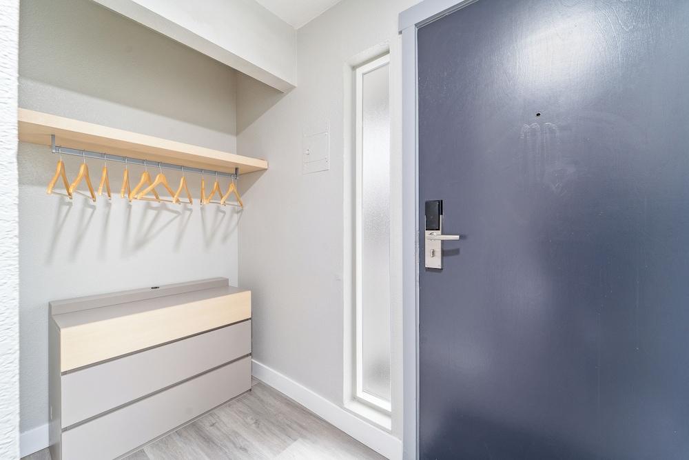 Interurban Suites Hotel photo 8