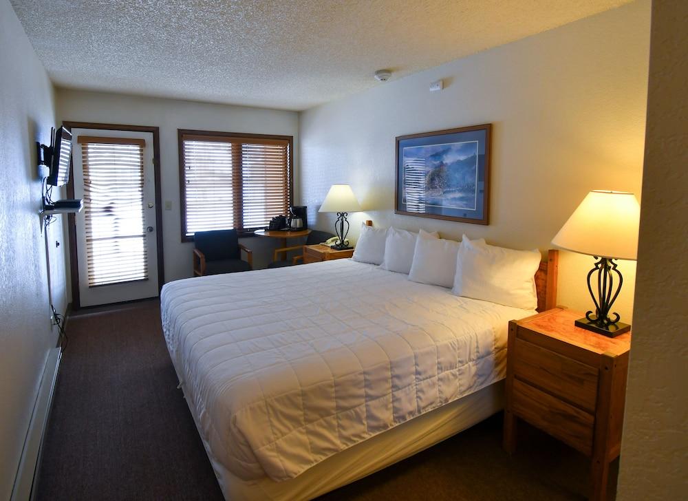 Inn at SilverCreek photo 39