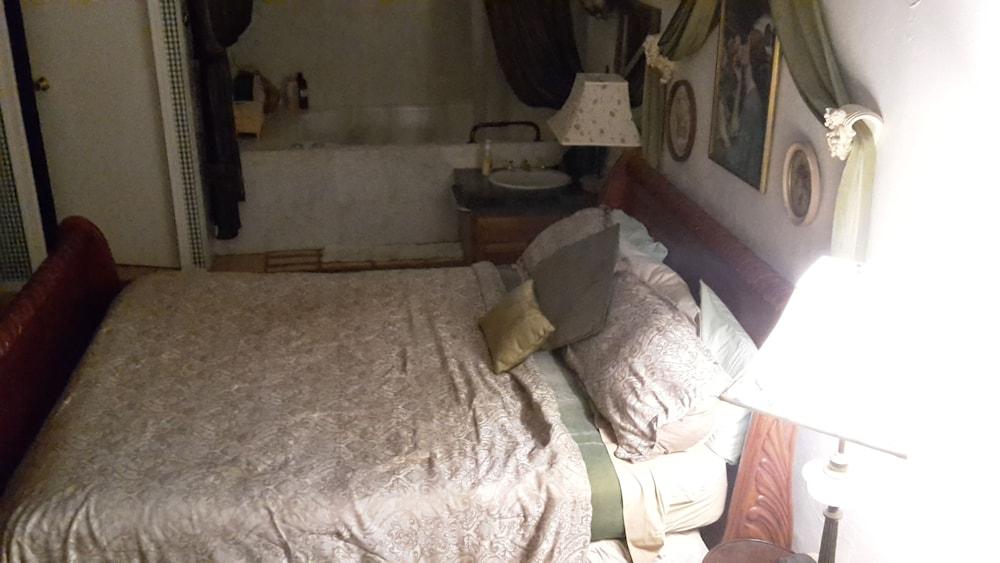 Pine Rose Inn photo 12