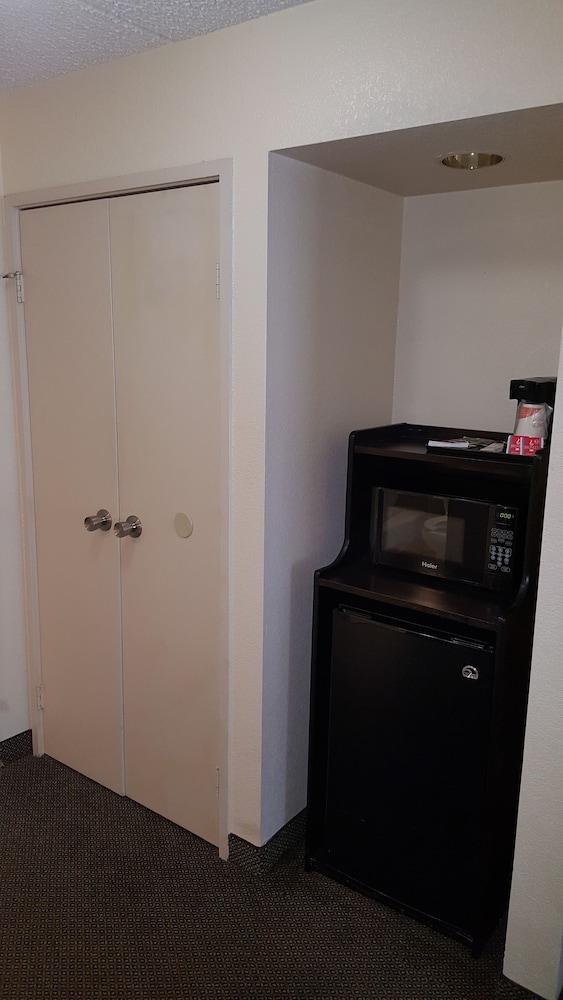 Quality Inn & Suites Conference Center photo 18
