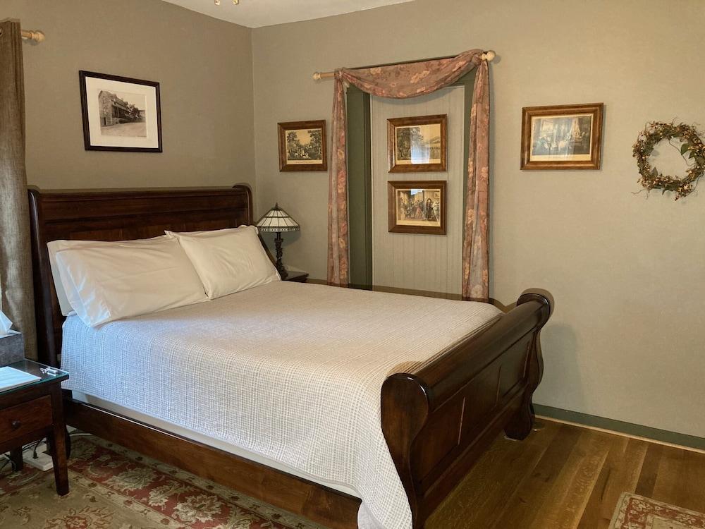 The Stone House Inn photo 12