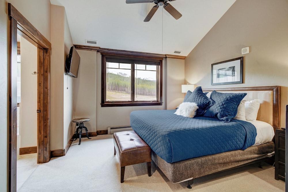 Crystal Peak Lodge, A Vail Resorts Property photo 33