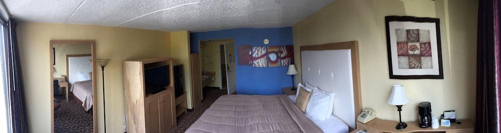 Days Inn by Wyndham Syracuse photo 18
