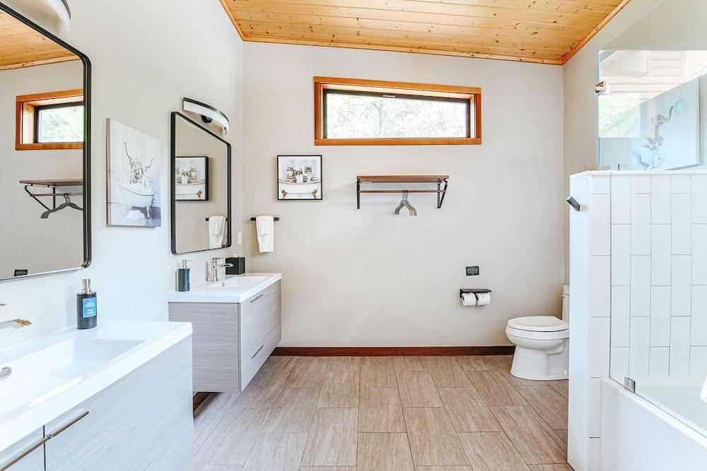 Piedmont Grove photo 23