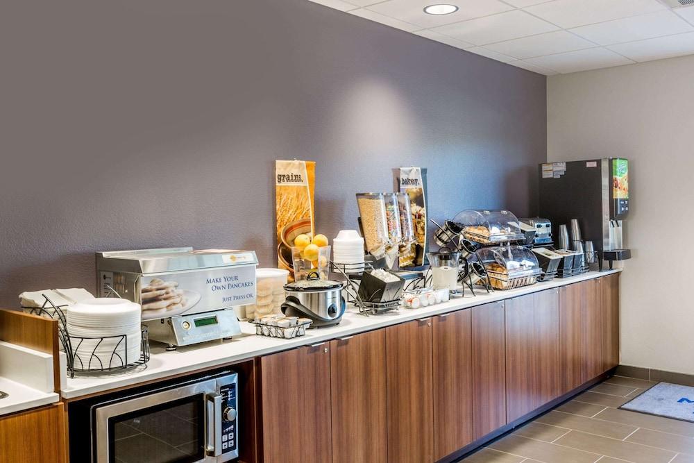 Microtel Inn & Suites By Wyndham Tioga photo 14