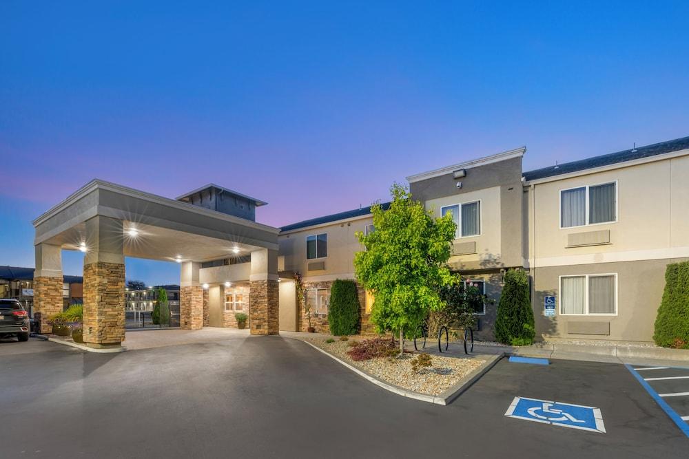 Comfort Inn Arcata - Humboldt Area photo 42