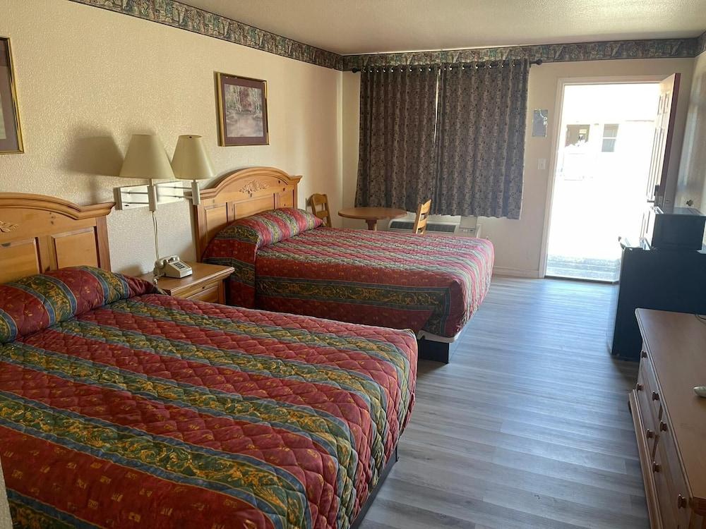 Motel 7 By Oyo Near Phoenix Airport photo 28