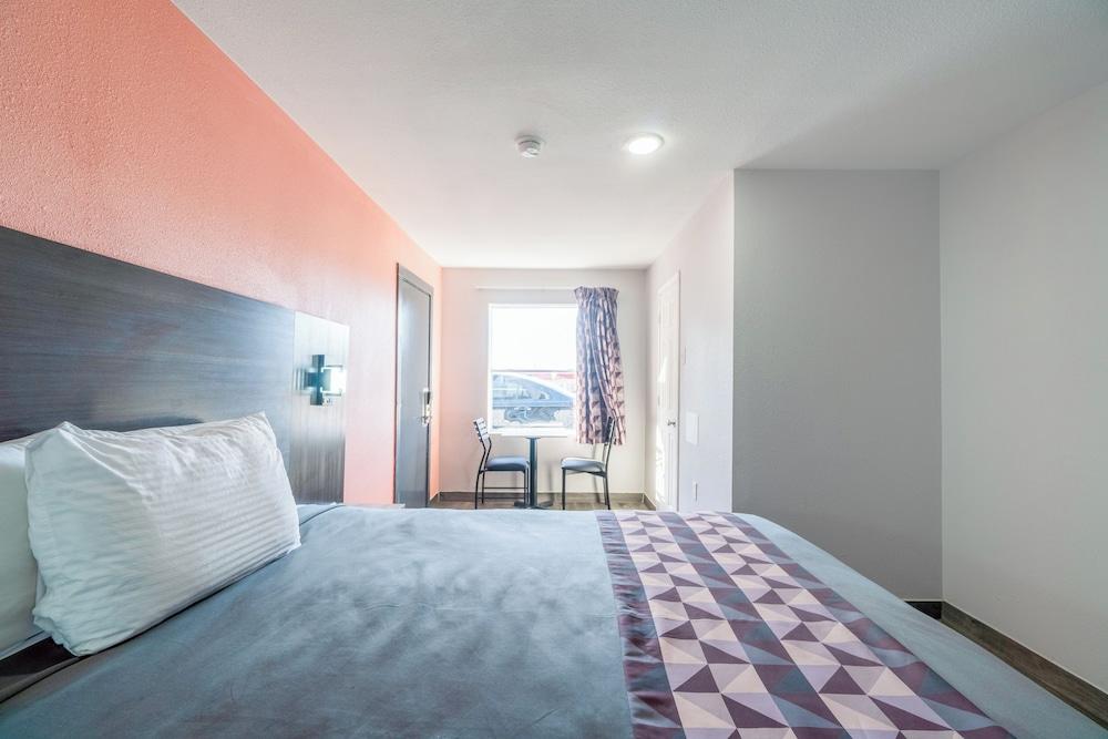 Royal Inn by OYO photo 50